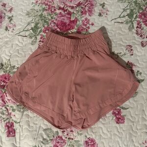 lululemon athletica Dusty Rose Hotty Hot Shorts